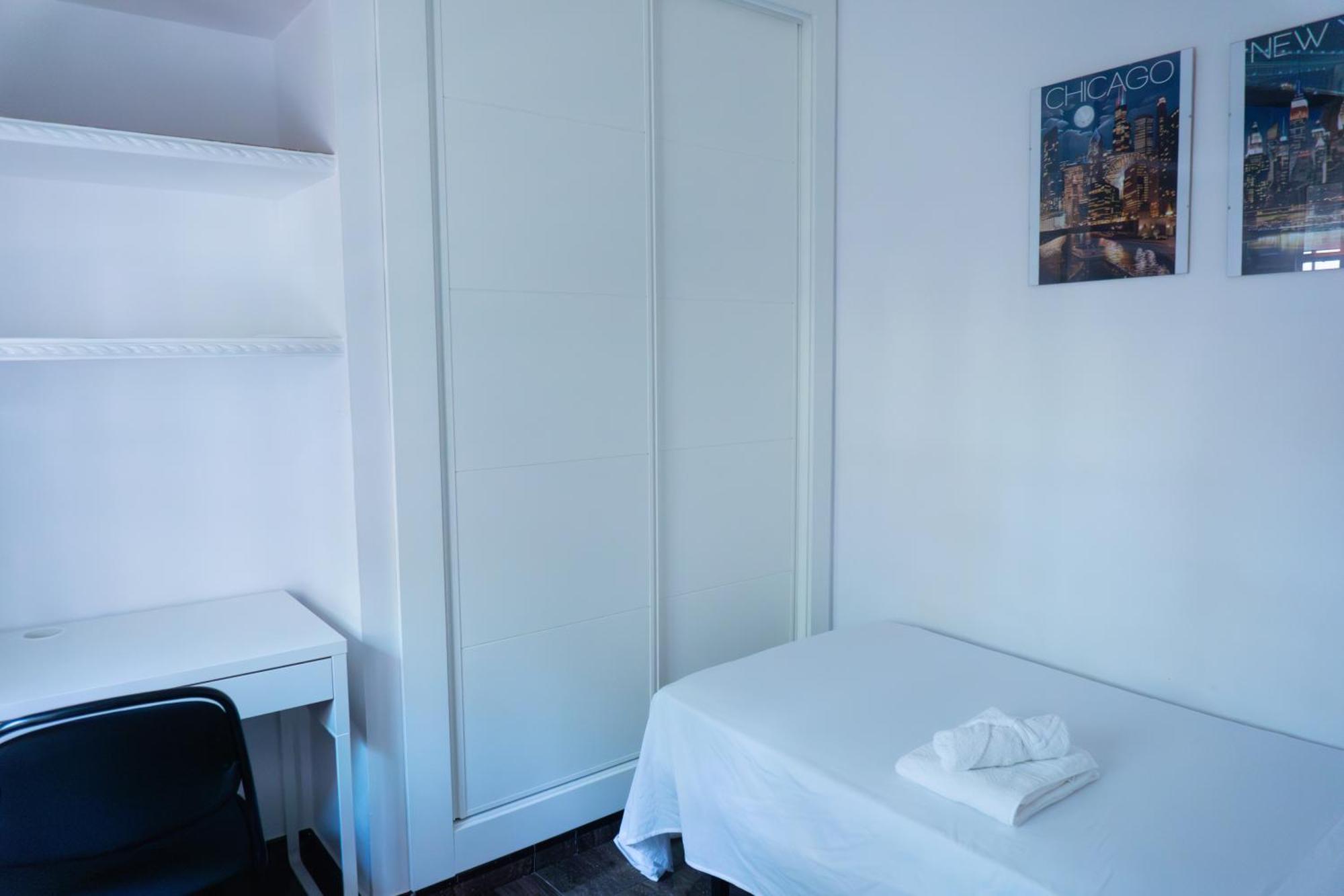 Вілла Beautiful Malaga House - Holidays Екстер'єр фото