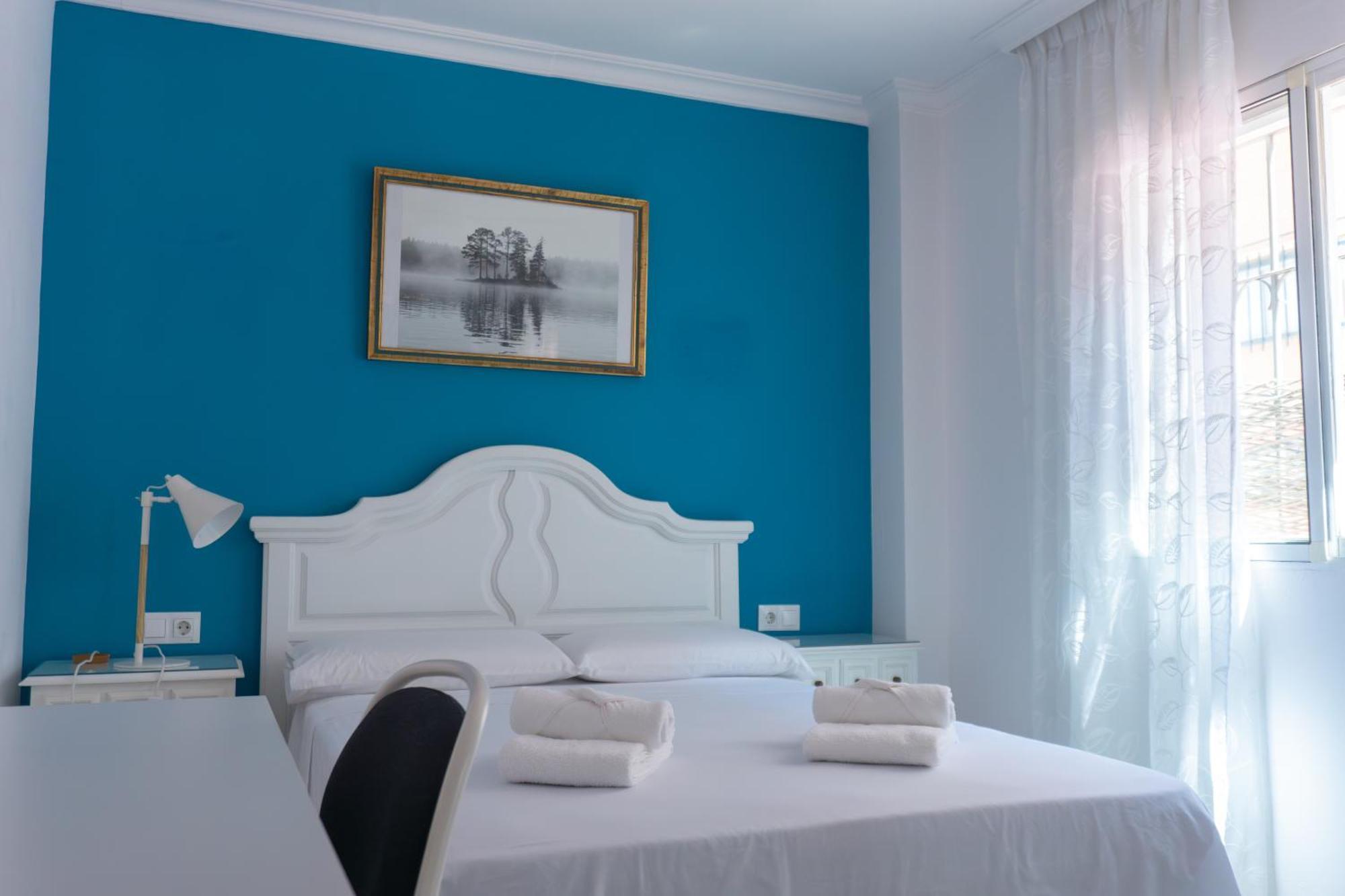 Вілла Beautiful Malaga House - Holidays Екстер'єр фото